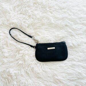🤍 Small Black Calvin Klein Wristlet